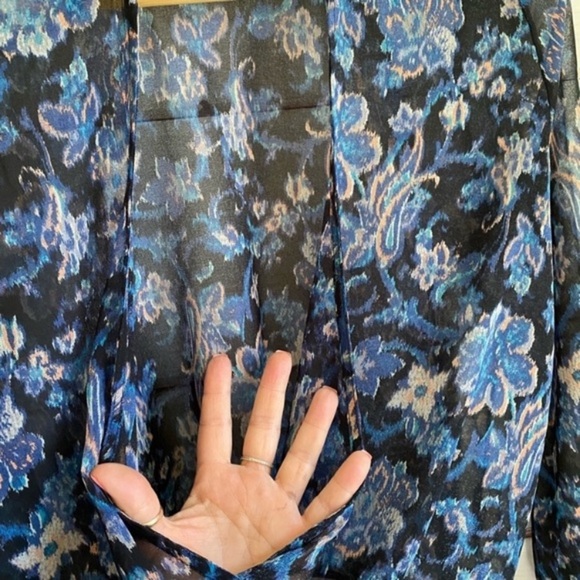 ASTR Sheer Open Back Top - Picture 5 of 5